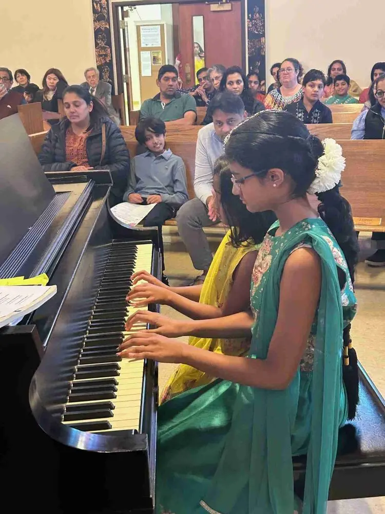 Elegance in performance and culture at Allegro’s Diwali concert.